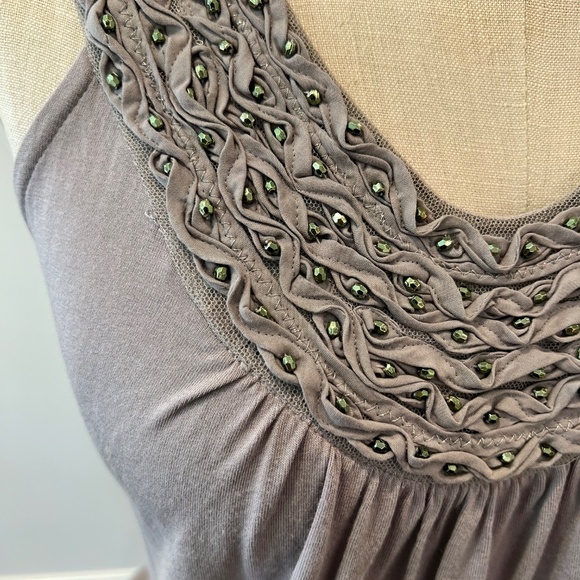 Dressy Sleeveless Grey Blouse with Shimmery Beads - Picture 2 of 5